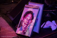 Caricatures Los Van Van
